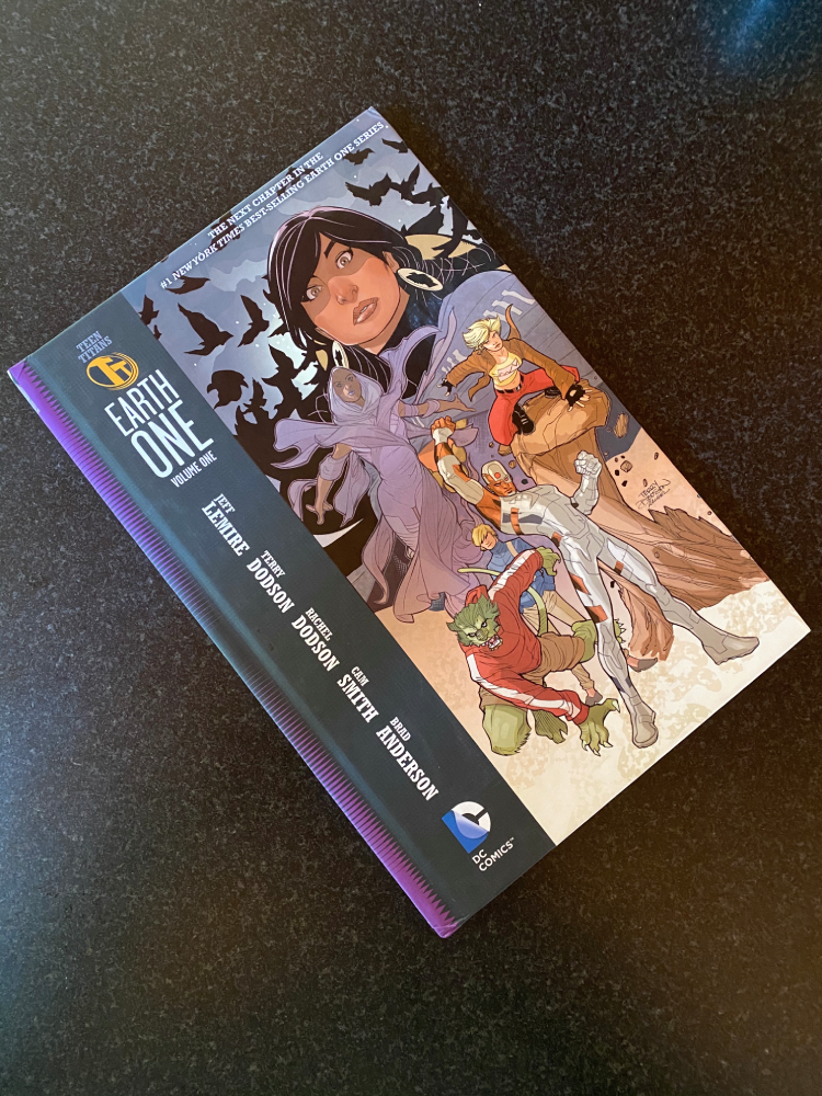 Teen Titans Earth One HC
